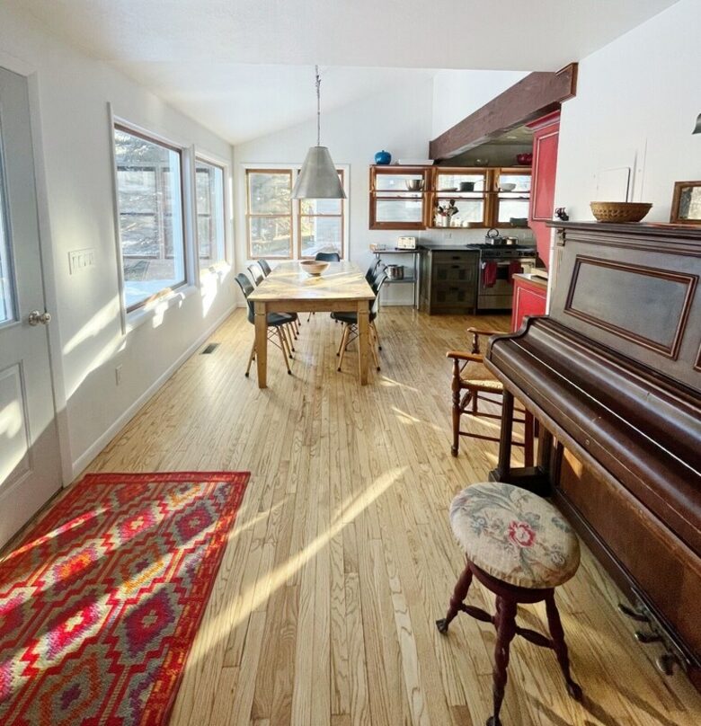 Three-Story Home In The Heart Of Crested Butte | Easy Walk To Elk Avenue And To The Free Mountain Shuttle - Crested Butte, Colorado