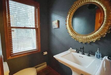 Three-Story Home In The Heart Of Crested Butte | Easy Walk To Elk Avenue And To The Free Mountain Shuttle - Crested Butte, Colorado