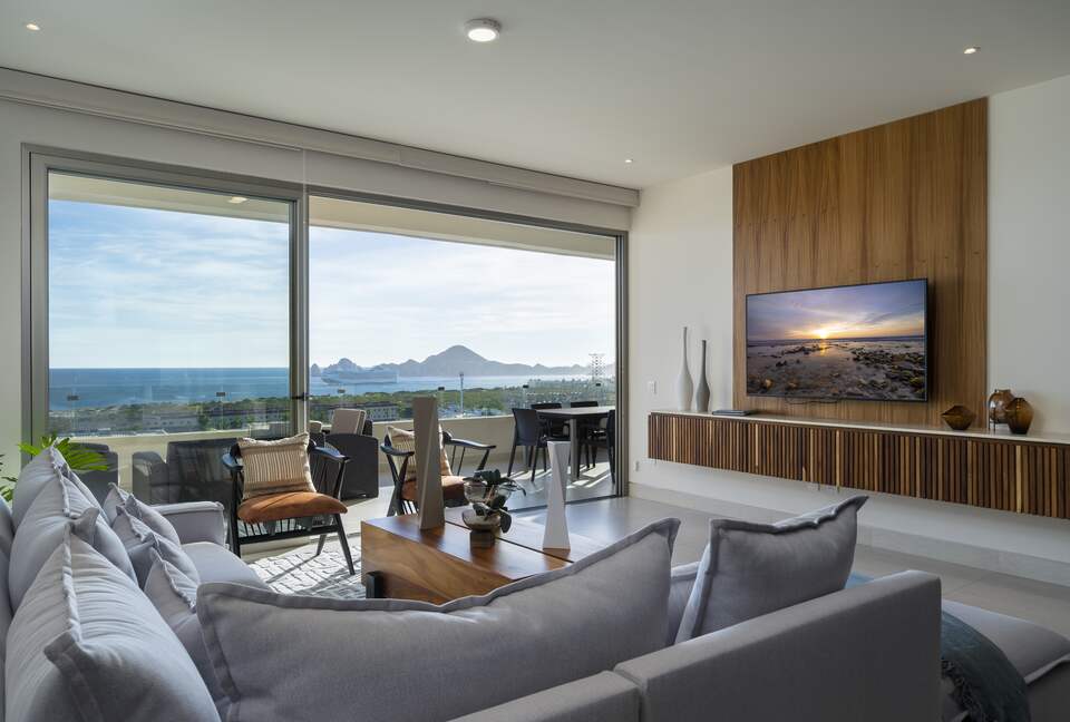 Amazing 3-Bedroom Condo with Views of Sea of Cortez - Cabo San Lucas, Mexico