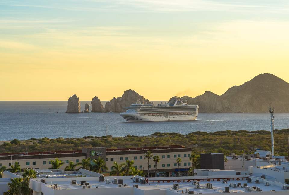Amazing 3-Bedroom Condo with Views of Sea of Cortez - Cabo San Lucas, Mexico
