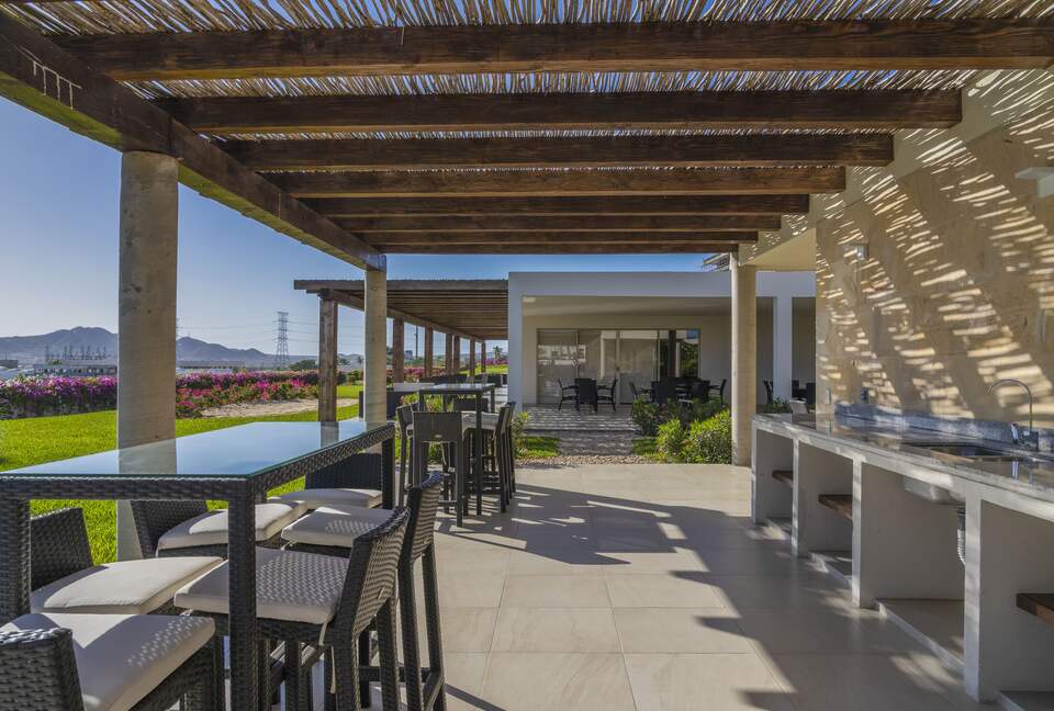 Amazing 3-Bedroom Condo with Views of Sea of Cortez - Cabo San Lucas, Mexico