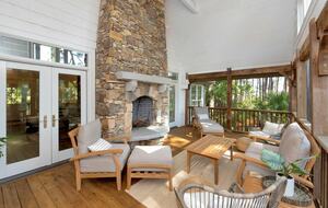 Kiawah Island Charming Cottage Home - Johns Island, South Carolina