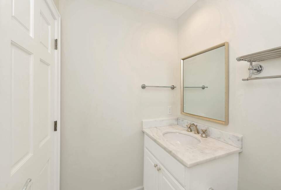 Kiawah Island Charming Cottage Home - Johns Island, South Carolina