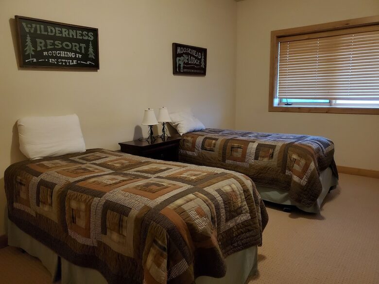 Custom Canadian Log Lodge - Park City, Utah