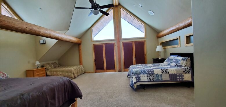 Custom Canadian Log Lodge - Park City, Utah