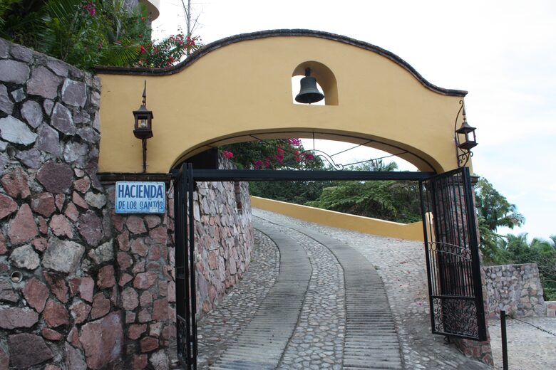 Puerto Vallarta Sweeping Views - Puerto Vallarta, Mexico