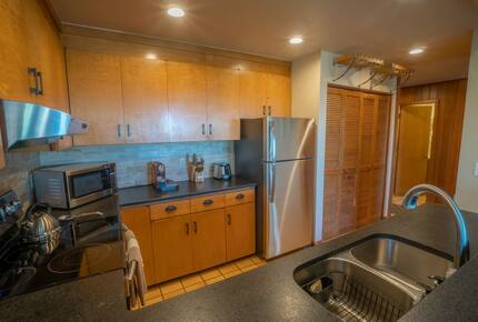 Beech Mountain Resort and Ski Village Getaway - Beech Mountain, North Carolina