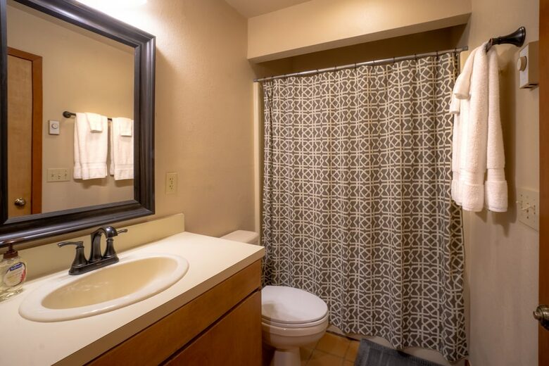 Beech Mountain Resort and Ski Village Getaway - Beech Mountain, North Carolina