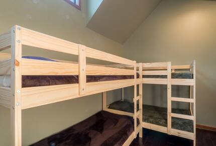 Beech Mountain Resort and Ski Village Getaway - Beech Mountain, North Carolina