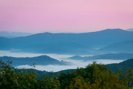 Beech Mountain Resort and Ski Village Getaway - Beech Mountain, North Carolina