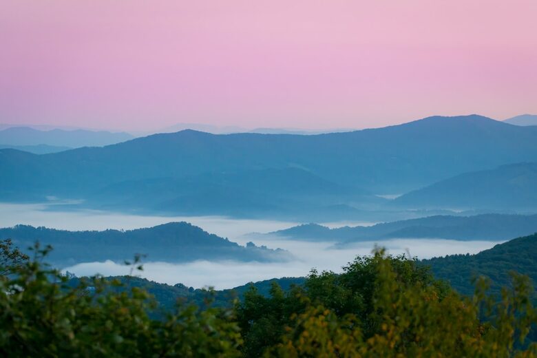 Beech Mountain Resort and Ski Village Getaway - Beech Mountain, North Carolina