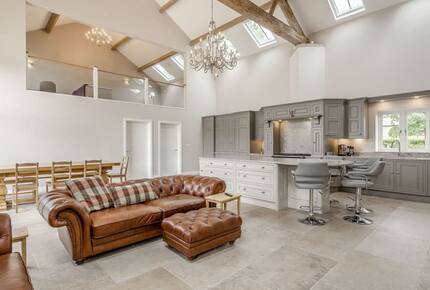 THISTLETON HOUSE FARM - THISTLETON, United Kingdom