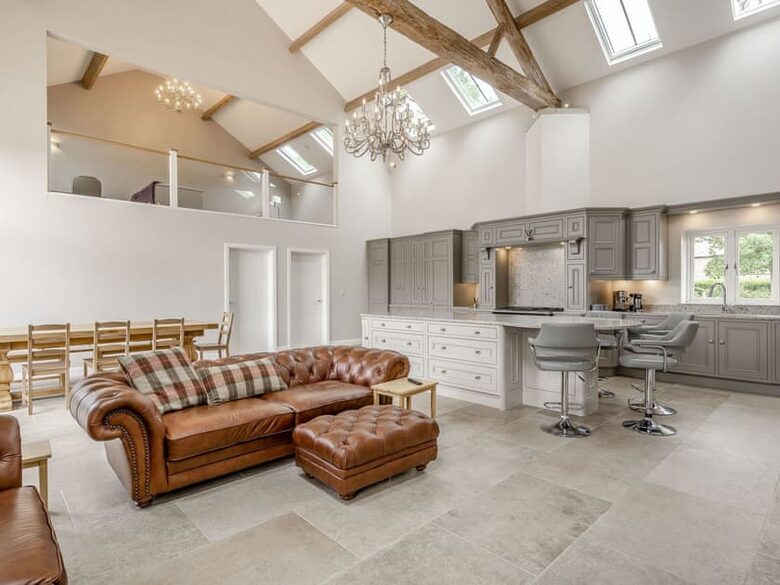 THISTLETON HOUSE FARM - THISTLETON, United Kingdom