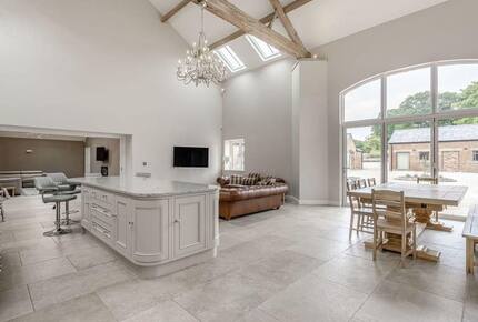 THISTLETON HOUSE FARM - THISTLETON, United Kingdom