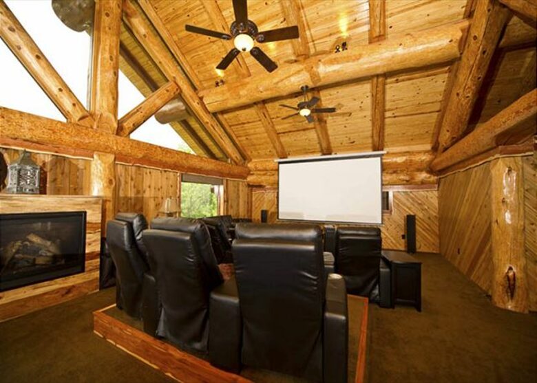 Lakefront Log Home with Large Lagoon Pool and Hot tub | Sleeps 35 - Burnet, Texas