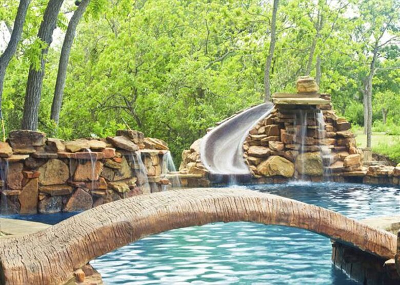 Lakefront Log Home with Large Lagoon Pool and Hot tub | Sleeps 35 - Burnet, Texas