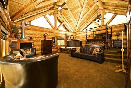 Lakefront Log Home with Large Lagoon Pool and Hot tub | Sleeps 35 - Burnet, Texas