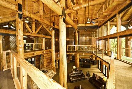 Lakefront Log Home with Large Lagoon Pool and Hot tub | Sleeps 35 - Burnet, Texas