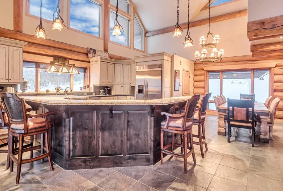 Custom Canadian Log Lodge - Park City, Utah