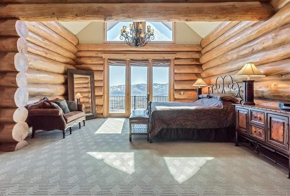 Custom Canadian Log Lodge - Park City, Utah