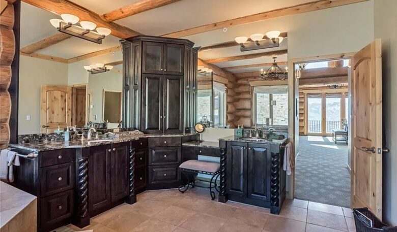 Custom Canadian Log Lodge - Park City, Utah