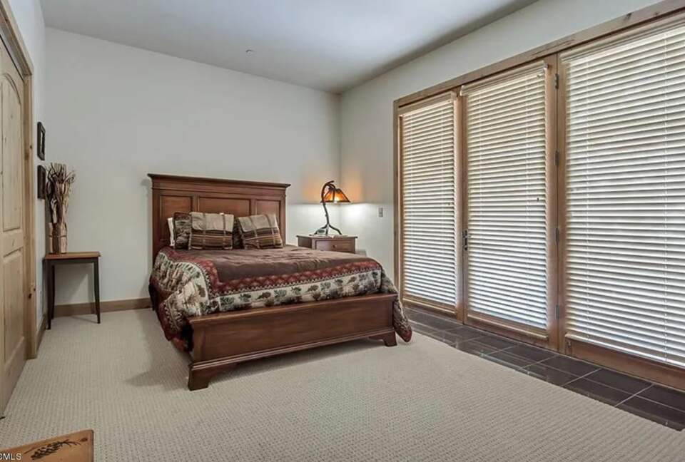 Custom Canadian Log Lodge - Park City, Utah