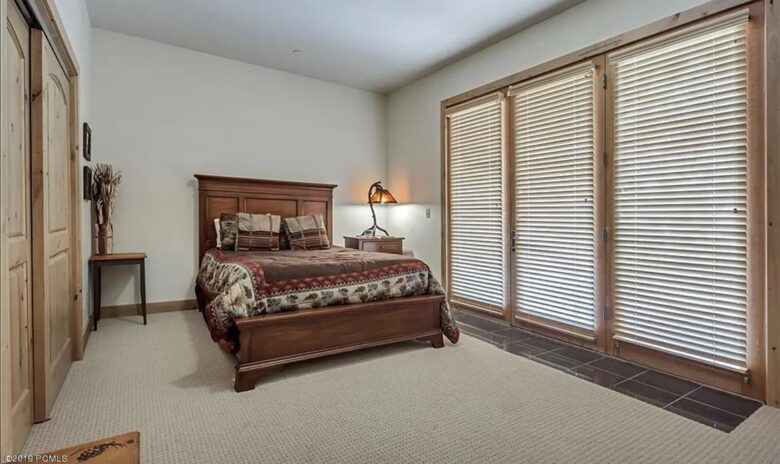 Custom Canadian Log Lodge - Park City, Utah