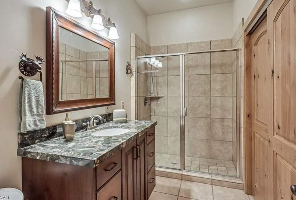 Custom Canadian Log Lodge - Park City, Utah