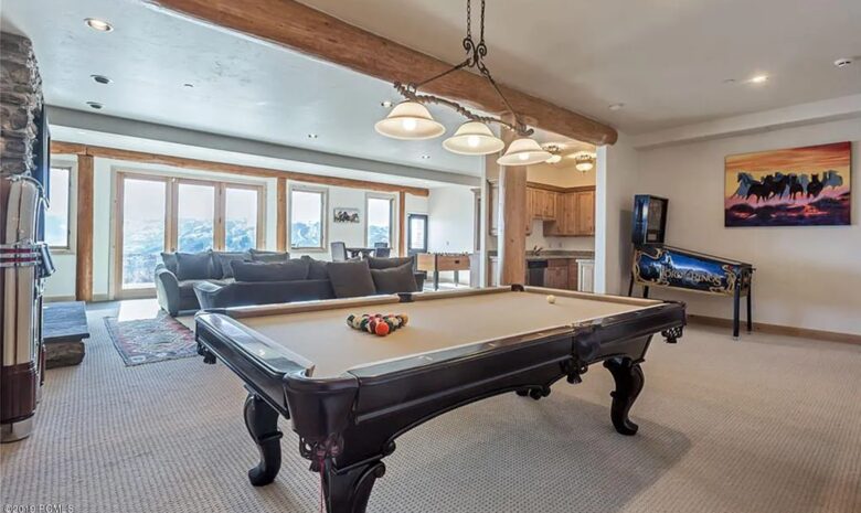 Custom Canadian Log Lodge - Park City, Utah