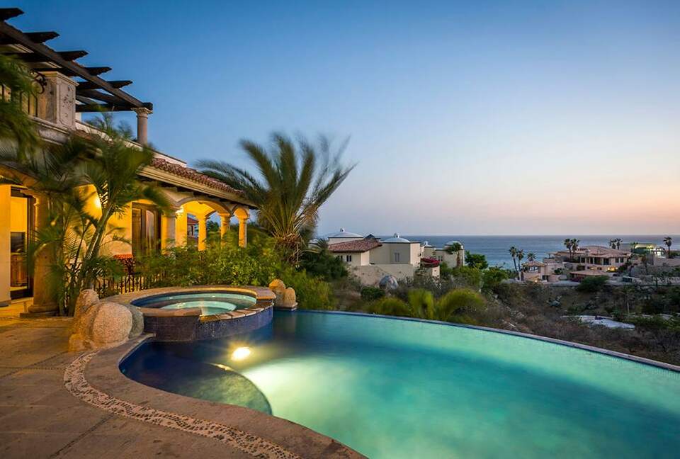 Paradise in Pedregal: Ocean Views & Infinity Pool - Cabo San Lucas, Mexico