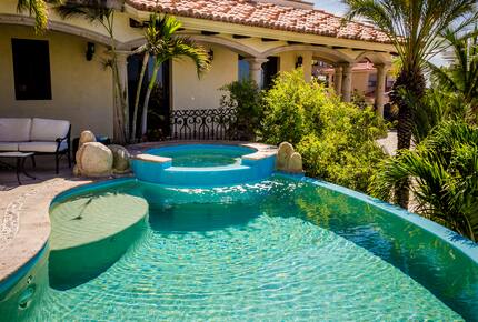 Paradise in Pedregal: Ocean Views & Infinity Pool - Cabo San Lucas, Mexico