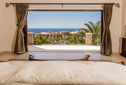 Paradise in Pedregal: Ocean Views & Infinity Pool - Cabo San Lucas, Mexico