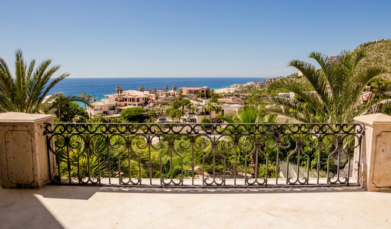 Paradise in Pedregal: Ocean Views & Infinity Pool - Cabo San Lucas, Mexico