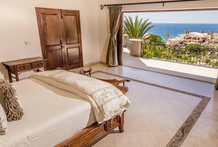 Paradise in Pedregal: Ocean Views & Infinity Pool - Cabo San Lucas, Mexico
