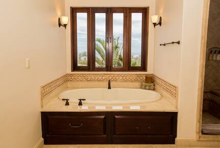 Paradise in Pedregal: Ocean Views & Infinity Pool - Cabo San Lucas, Mexico