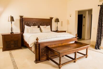 Paradise in Pedregal: Ocean Views & Infinity Pool - Cabo San Lucas, Mexico