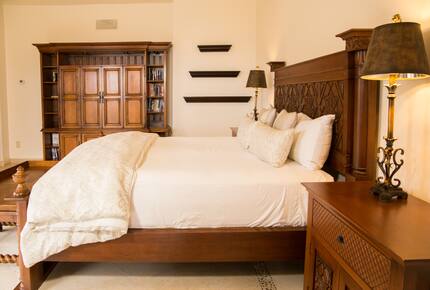 Paradise in Pedregal: Ocean Views & Infinity Pool - Cabo San Lucas, Mexico