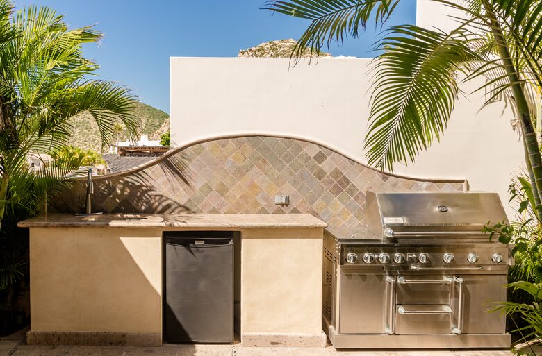 Paradise in Pedregal: Ocean Views & Infinity Pool - Cabo San Lucas, Mexico