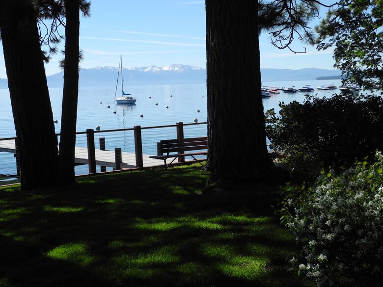 North Shore Cottage - Tahoe Park, California