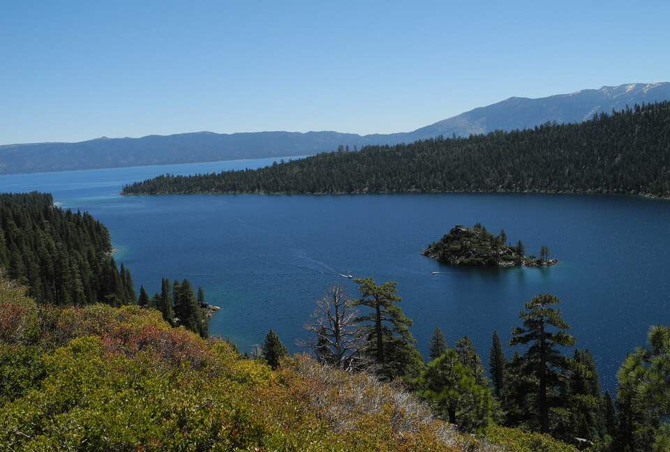 North Shore Cottage - Tahoe Park, California