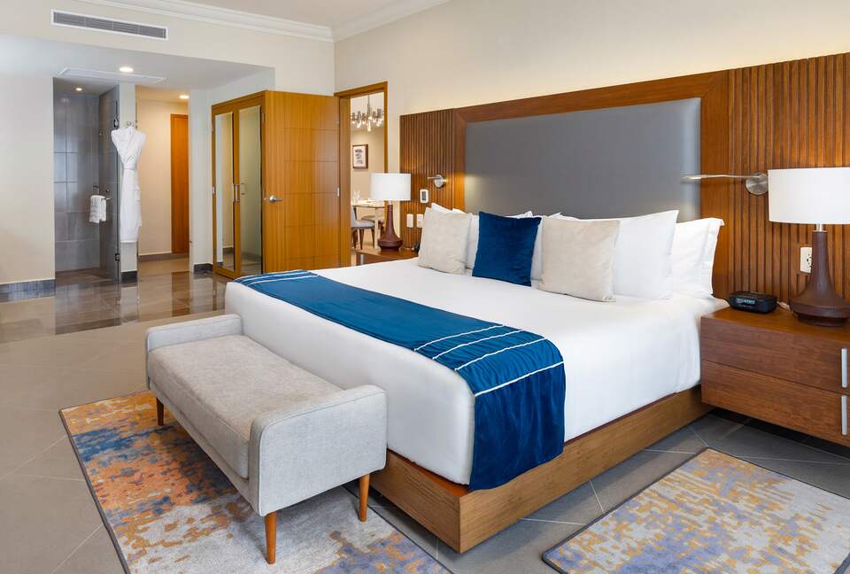 Villa La Valencia | Oceanfront Two Bedroom Suite - San José del Cabo, Mexico