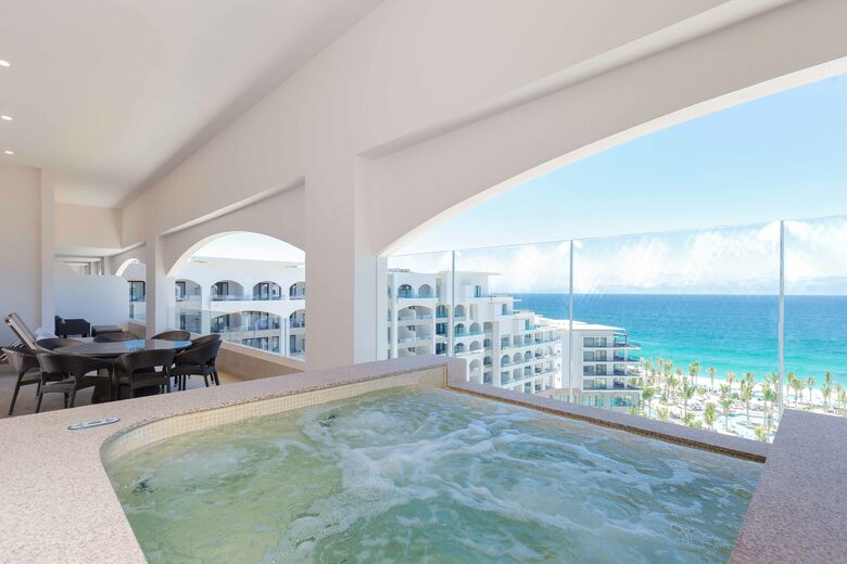 Villa La Valencia | Penthouse Three Bedroom Oceanfront Suite - San José del Cabo, Mexico