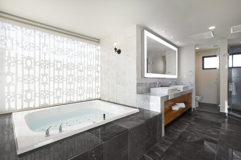 Villa La Valencia | Four Bedroom Penthouse Oceanfront - San José del Cabo, Mexico