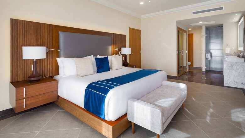 Villa La Valencia | Four Bedroom Penthouse Oceanfront - San José del Cabo, Mexico