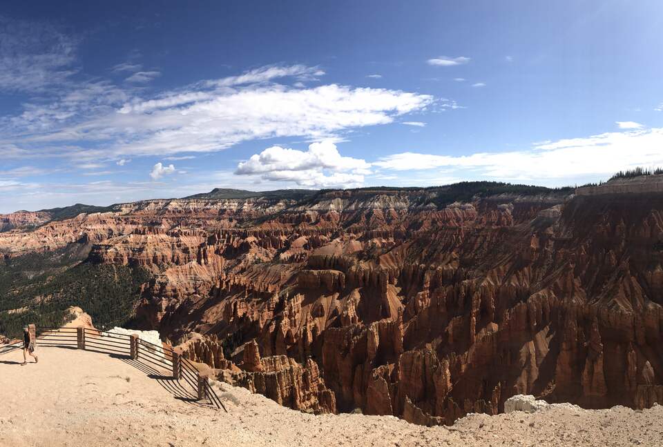 Black Diamond Ski-In/Ski-Out Family Retreat - Brian Head, Utah