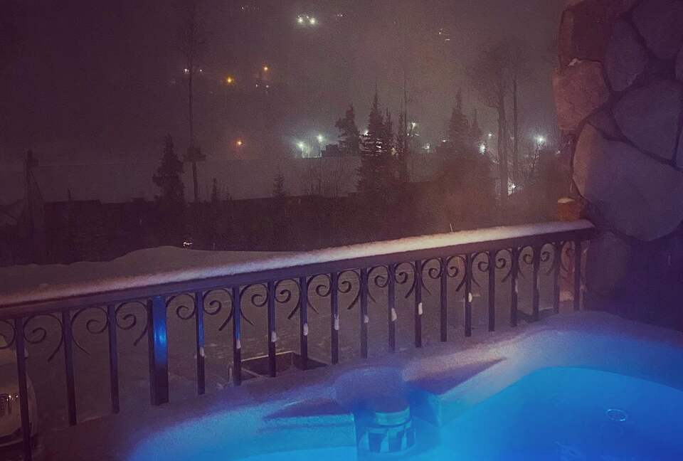 Black Diamond Ski-In/Ski-Out Family Retreat - Brian Head, Utah