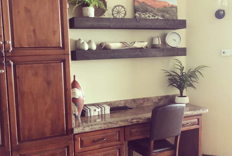 Black Diamond Ski-In/Ski-Out Family Retreat - Brian Head, Utah