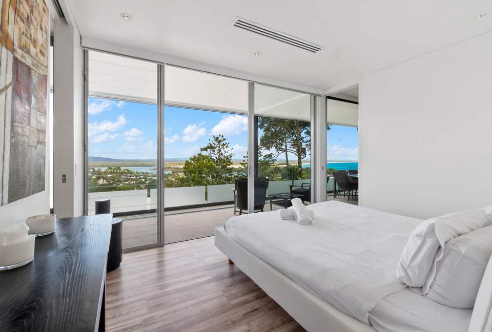 The Rise Penthouse - Noosa Heads, Australia