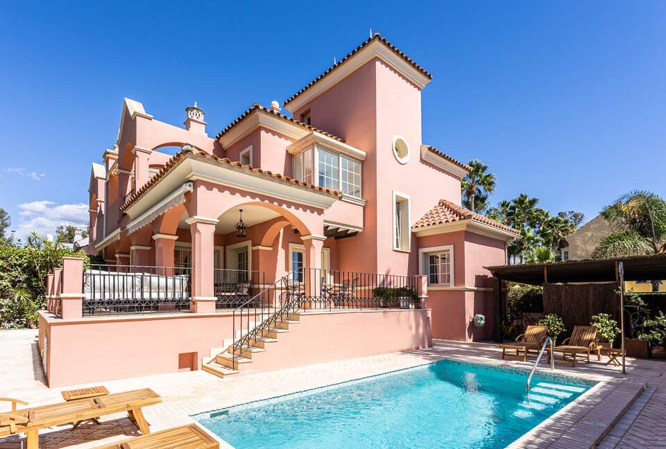 Casa Rosa - Marbella, Spain