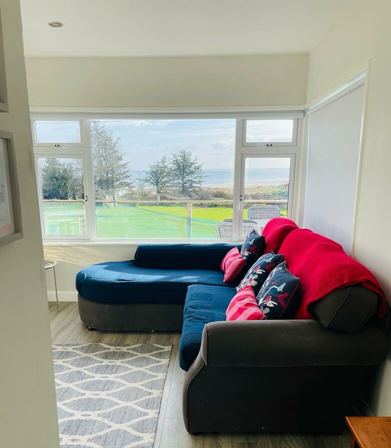 The Breakers - Castletown, Ireland